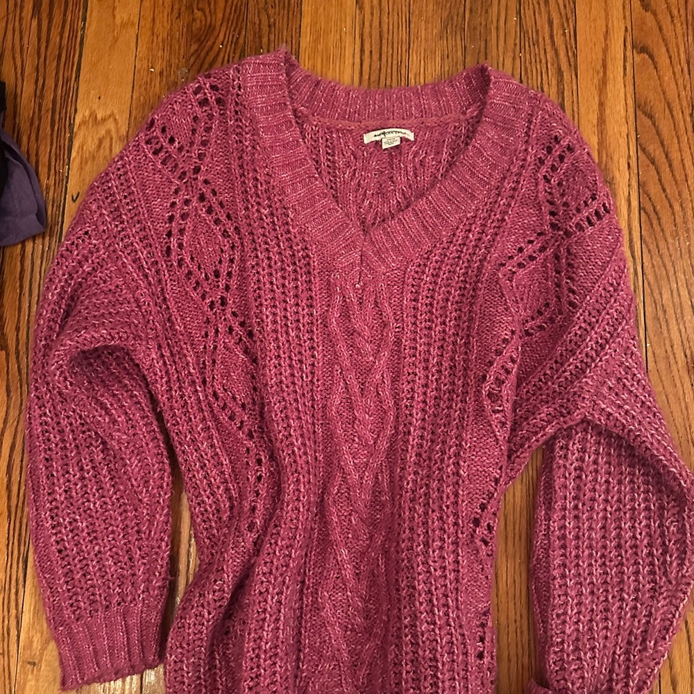 American Eagle Outfitters V-Neck Sweater - Deep Pink